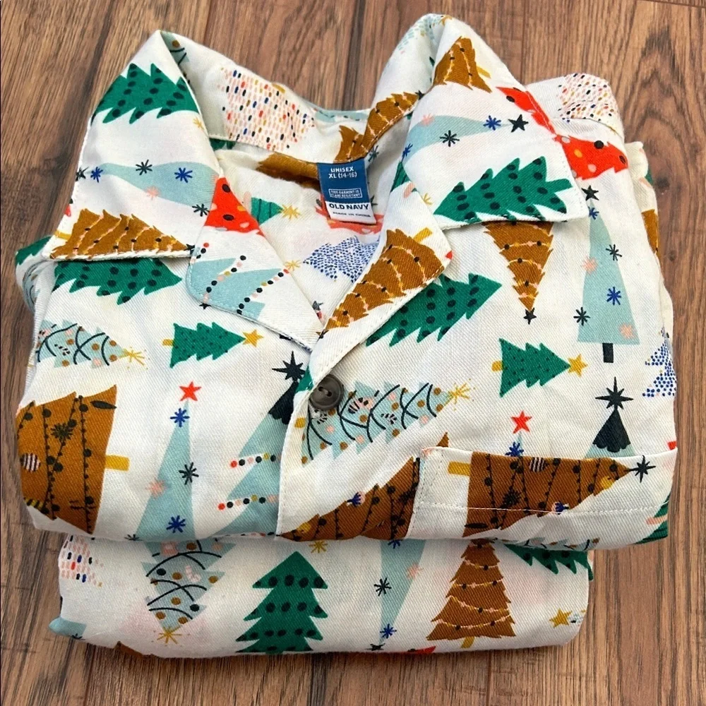 Old Navy Christmas Jammies Set